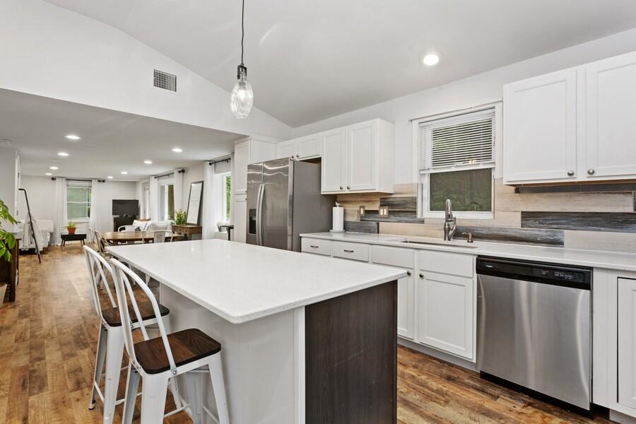 18743 Rose City Road New Buffalo, MI 49117 - Photo 6 of 17 06_18743RoseCityRd_177002_Kitchen_LowRes