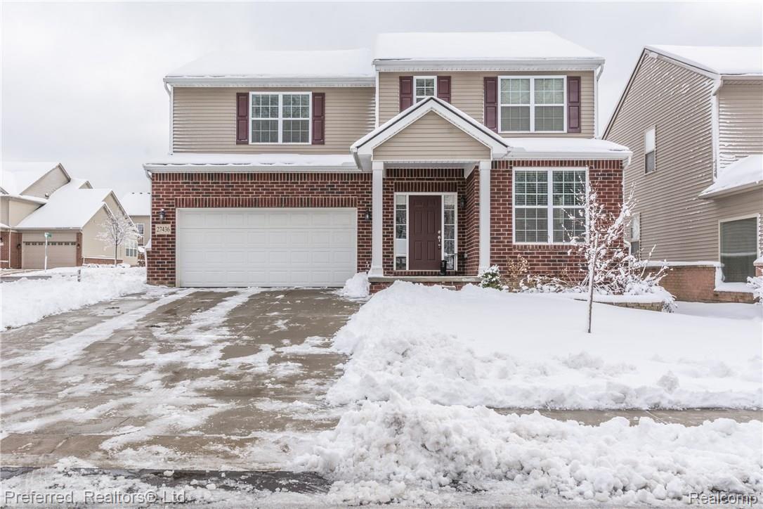 27436 Victoria Road Novi, MI 48374 - Photo 1 of 28 DSC_5814.jpg