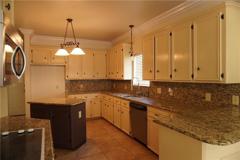 6417 Marans Street Corpus Christi, TX 78414 - Photo 12 of 36