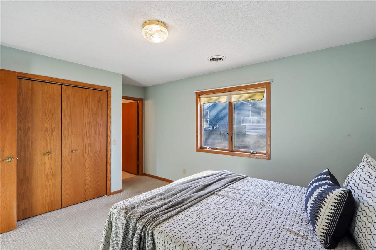 205 Valley Road Williamsburg, IA 52361 - Photo 13 of 24 Gallery Image 13