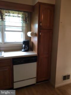 3625 Clarenell Road Baltimore, MD 21229 - Photo 9 of 26 Kitchen with dishwasher