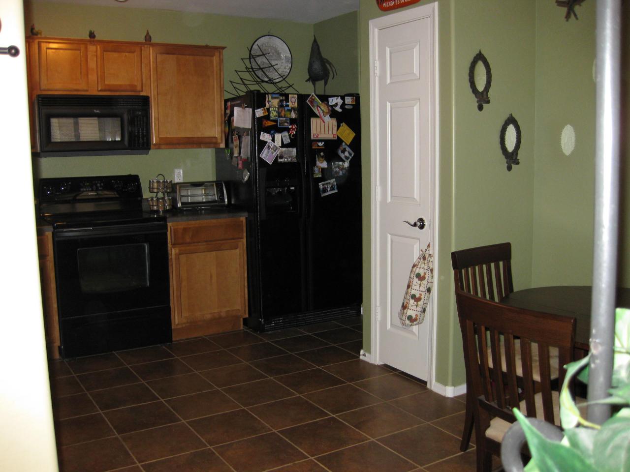 45087 Miramar Road Maricopa, AZ 85139 - Photo 4 of 17 Eat In Kitchen