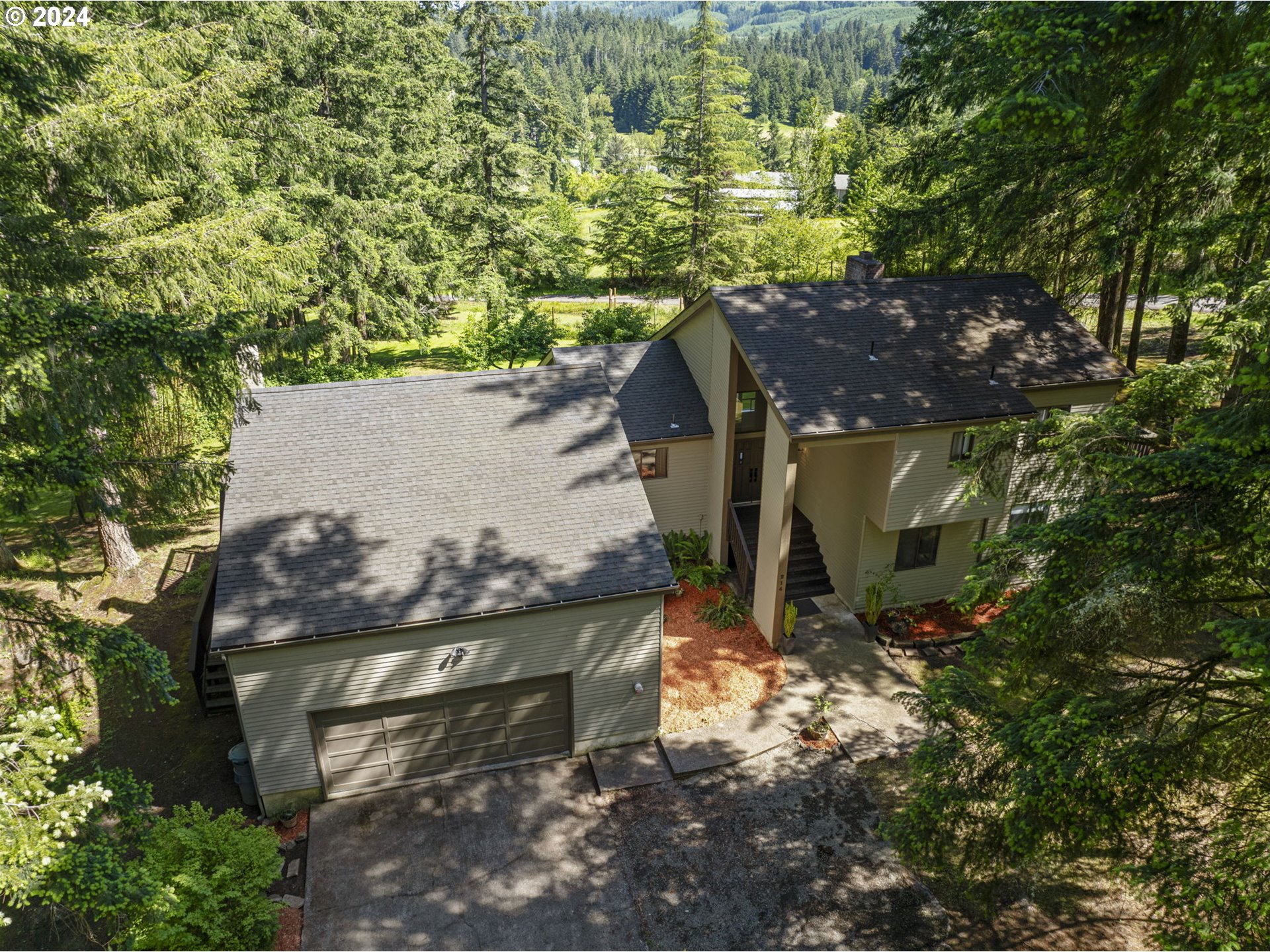 214 Autumn Hills Road Kelso, WA 98626 - Photo 3 of 39 Gallery Image 3