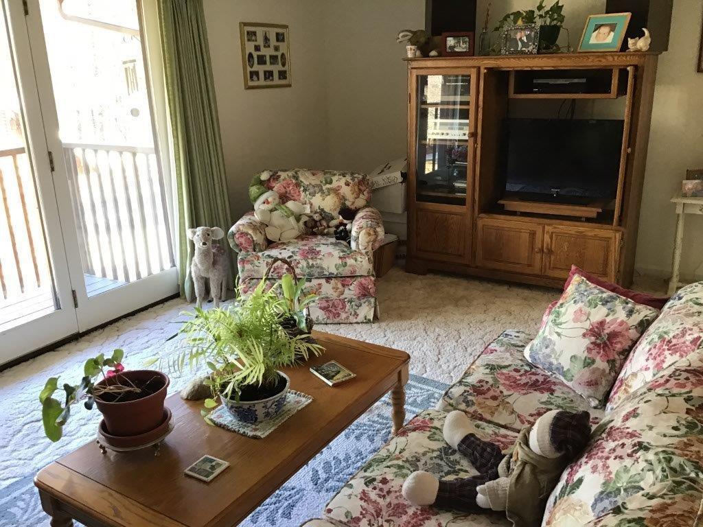 320 Augusta Road, Unit 6 Winslow, ME 04901 - Photo 6 of 21 Living Room