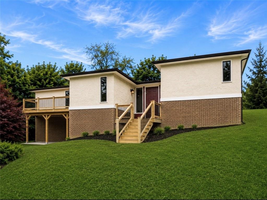 7440 Noblestown Road McDonald, PA 15057 - Photo 2 of 32 VIRTUALLY STAGEDTO SHOW WITHOUT THE TREE
