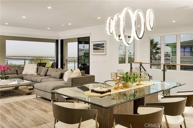$6,590,000 | 10 Ocean Place, Seal Beach, CA 90740