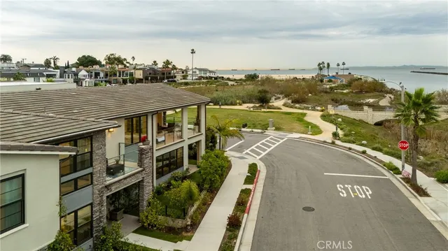 $6,590,000 | 10 Ocean Place, Seal Beach, CA 90740