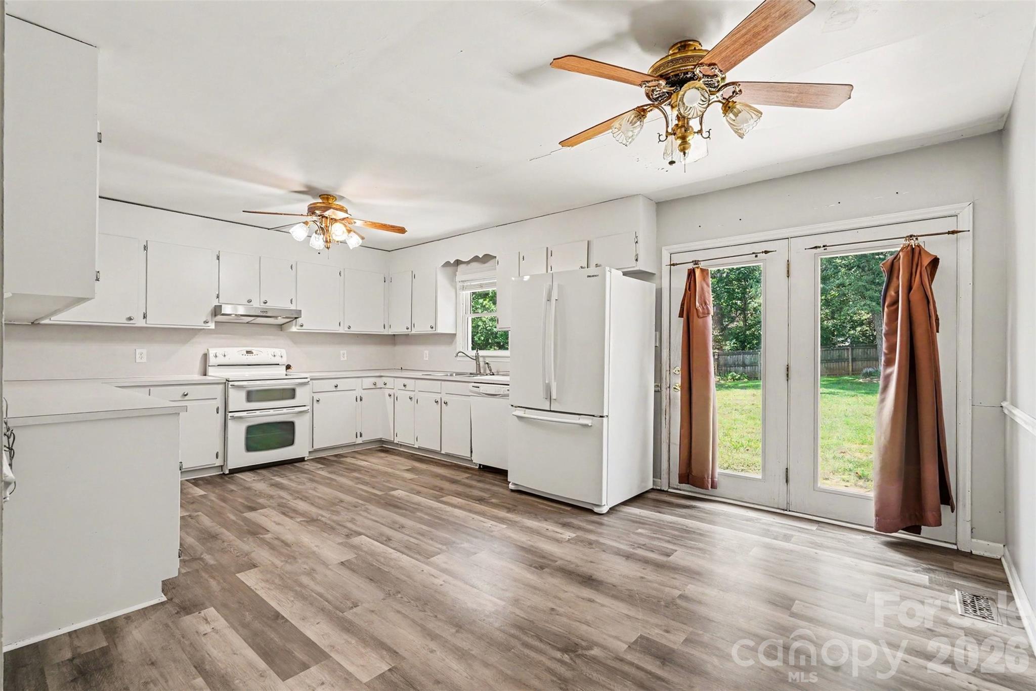 1751 Piney Road Hickory, NC 28602 - Photo 15 of 44 Gallery Image 15