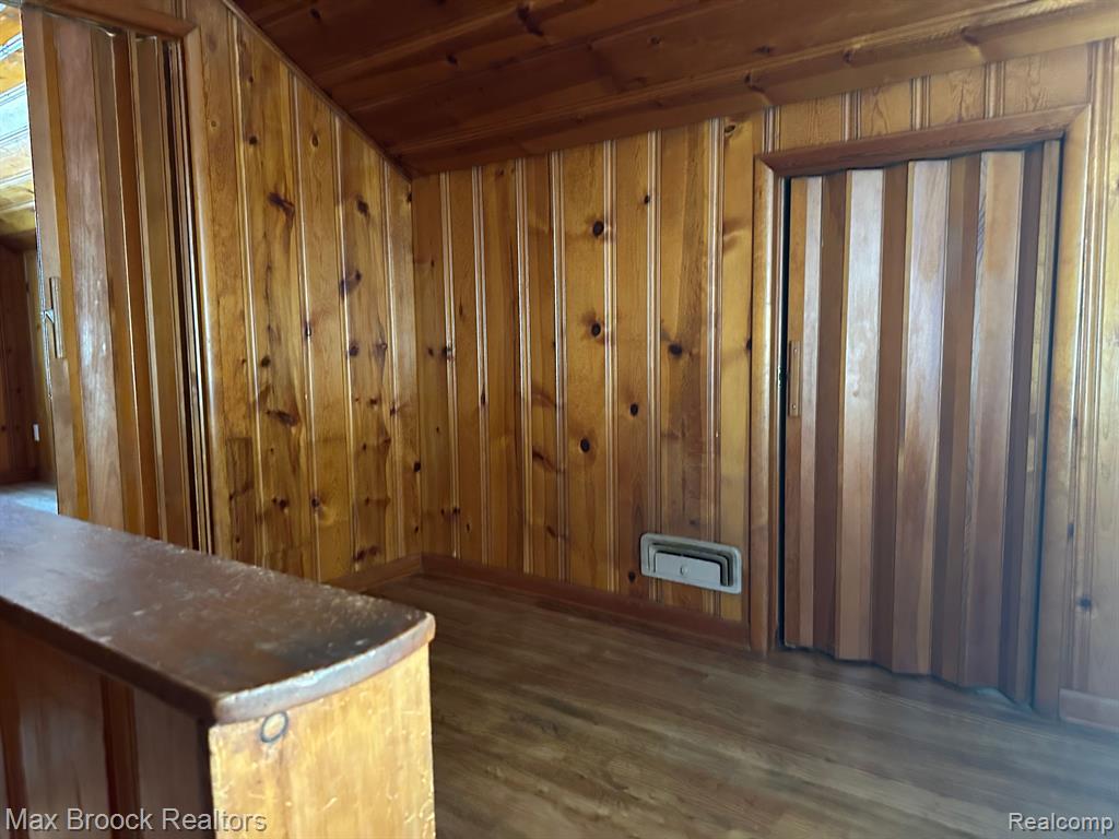3914 West 13 Mile Road Royal Oak, MI 48073 - Photo 9 of 14