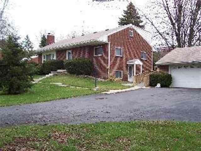 6638 Douglas Road Lambertville, MI 48144 - Photo 1 of 6 629317.JPG