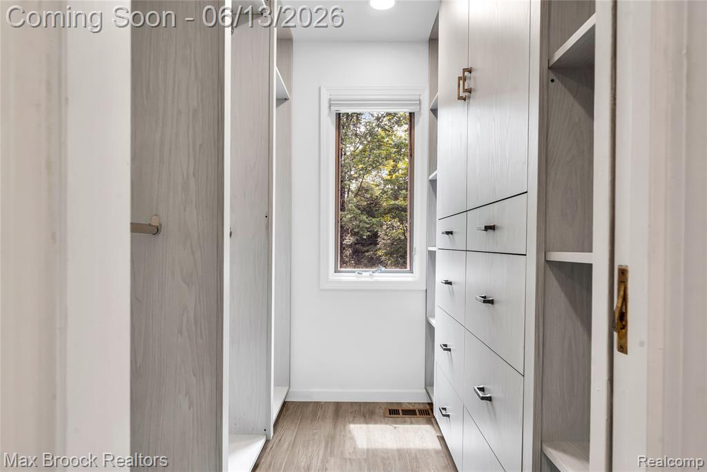 2620 Wendover Road Bloomfield Hills, MI 48302 - Photo 29 of 56