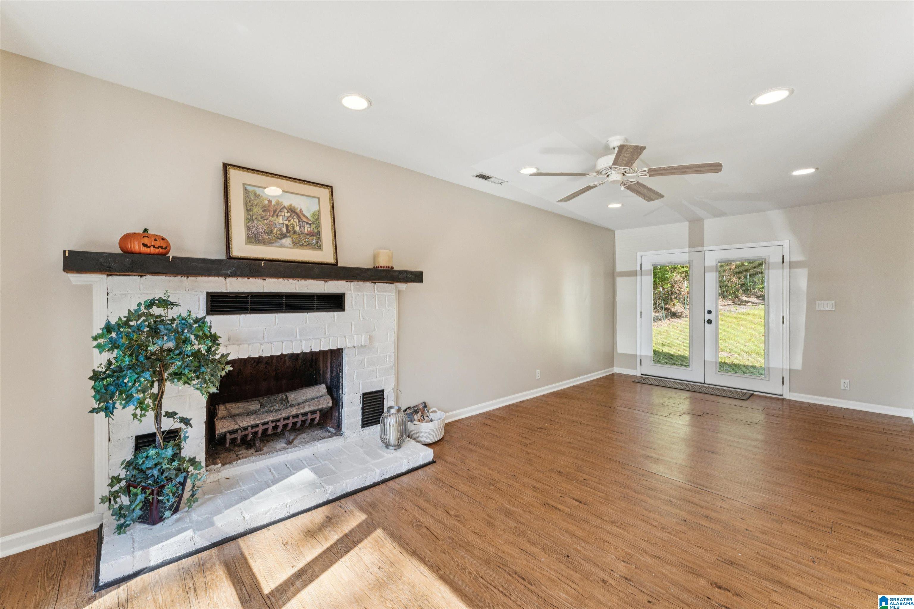 1238 Bennett Drive Alabaster, AL 35007 - Photo 15 of 43