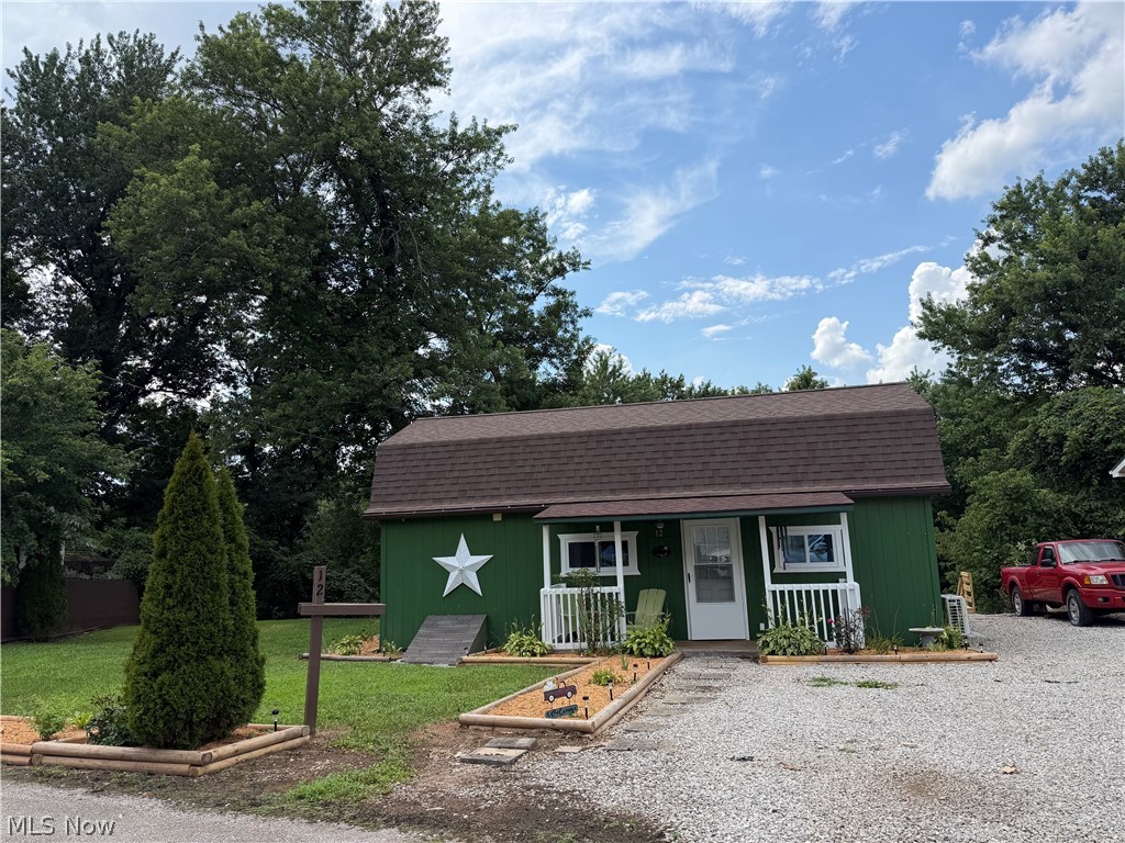 12 Hemlock Street Elizabeth, WV 26143 - Photo 2 of 19