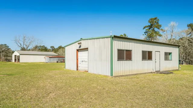 a house view with garden space