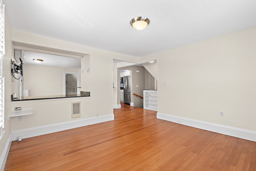 150 Hubbard Street, Unit B Concord, MA 01742 - Photo 5 of 19