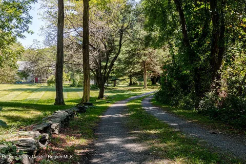 $1,050,000 | 455 Post Hill Road, Craryville, NY 12521