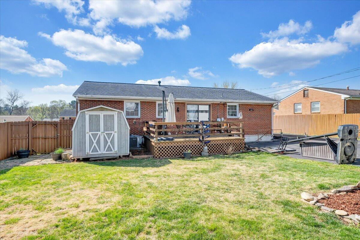 614 Santee Road Roanoke, VA 24019 - Photo 45 of 58 45-MIB04185
