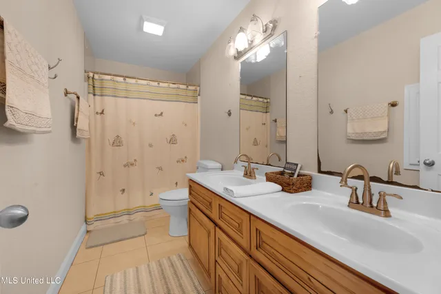 $434,000 | 800 West Beach Boulevard, Pass Christian, MS 39571