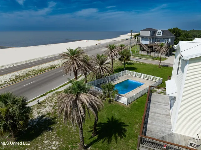 $434,000 | 800 West Beach Boulevard, Pass Christian, MS 39571