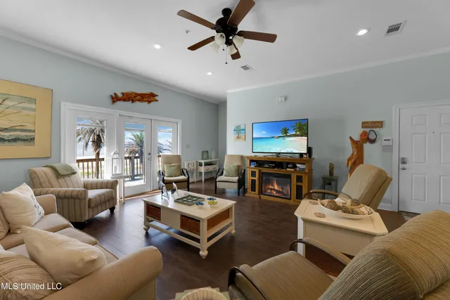 $434,000 | 800 West Beach Boulevard, Pass Christian, MS 39571