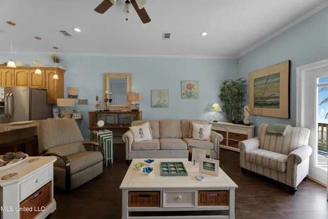 $434,000 | 800 West Beach Boulevard, Pass Christian, MS 39571