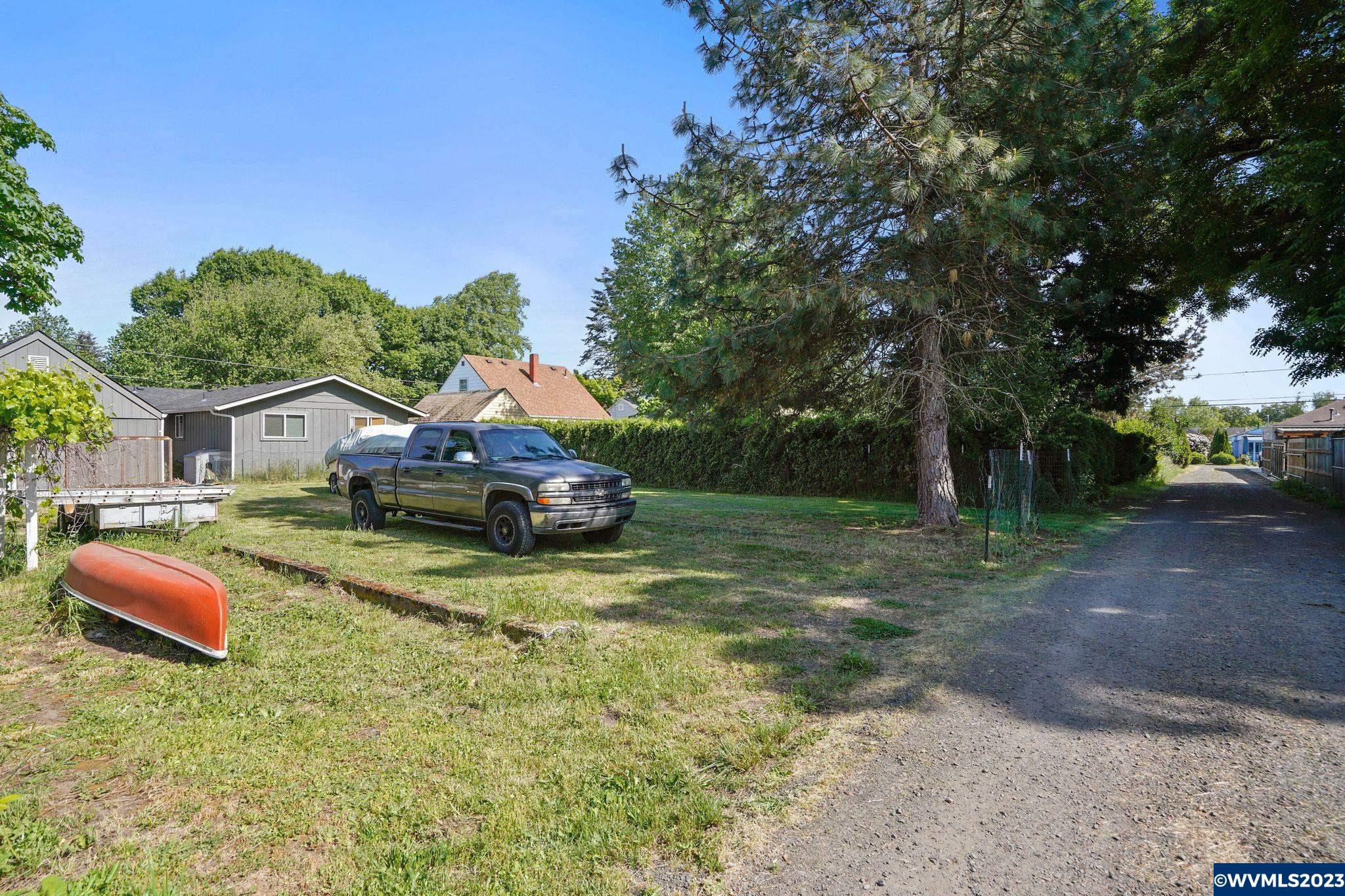 340 South 6th Street Lebanon, OR 97355 - Photo 26 of 26