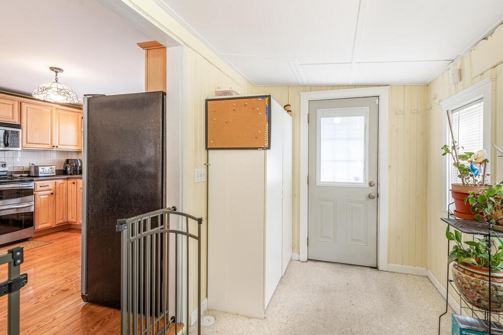 27 Leggs Hill Road Marblehead, MA 01945 - Photo 14 of 26 Gallery Image 14