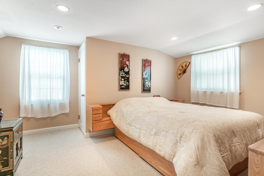 27 Leggs Hill Road Marblehead, MA 01945 - Photo 15 of 26 Gallery Image 15