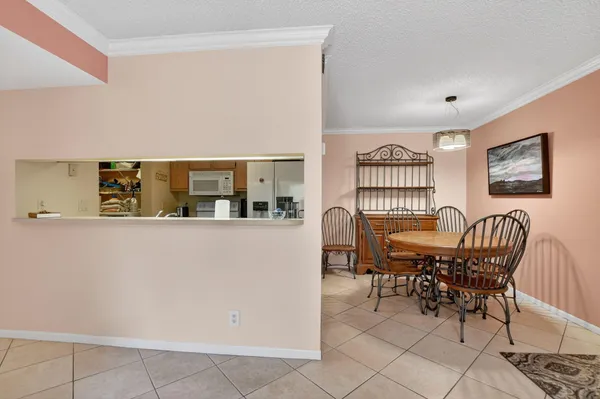 $239,900 | 13791 Oneida Drive, Unit C2, Delray Beach, FL 33446