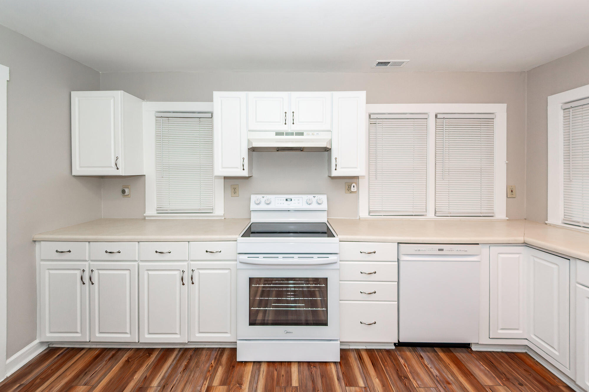 1621 Poinsettia Road Charleston, SC 29407 - Photo 15 of 37 15
