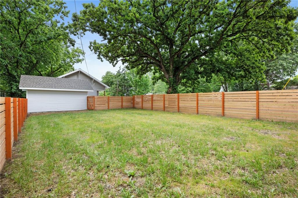 2001 South Locust Street Pittsburg, KS 66762 - Photo 19 of 22