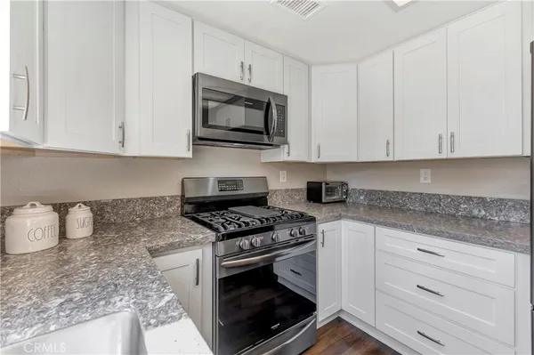 $709,000 | 21156 River Glen, Unit 50, Lake Forest, CA 92630