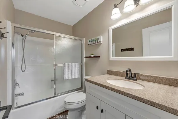 $709,000 | 21156 River Glen, Unit 50, Lake Forest, CA 92630