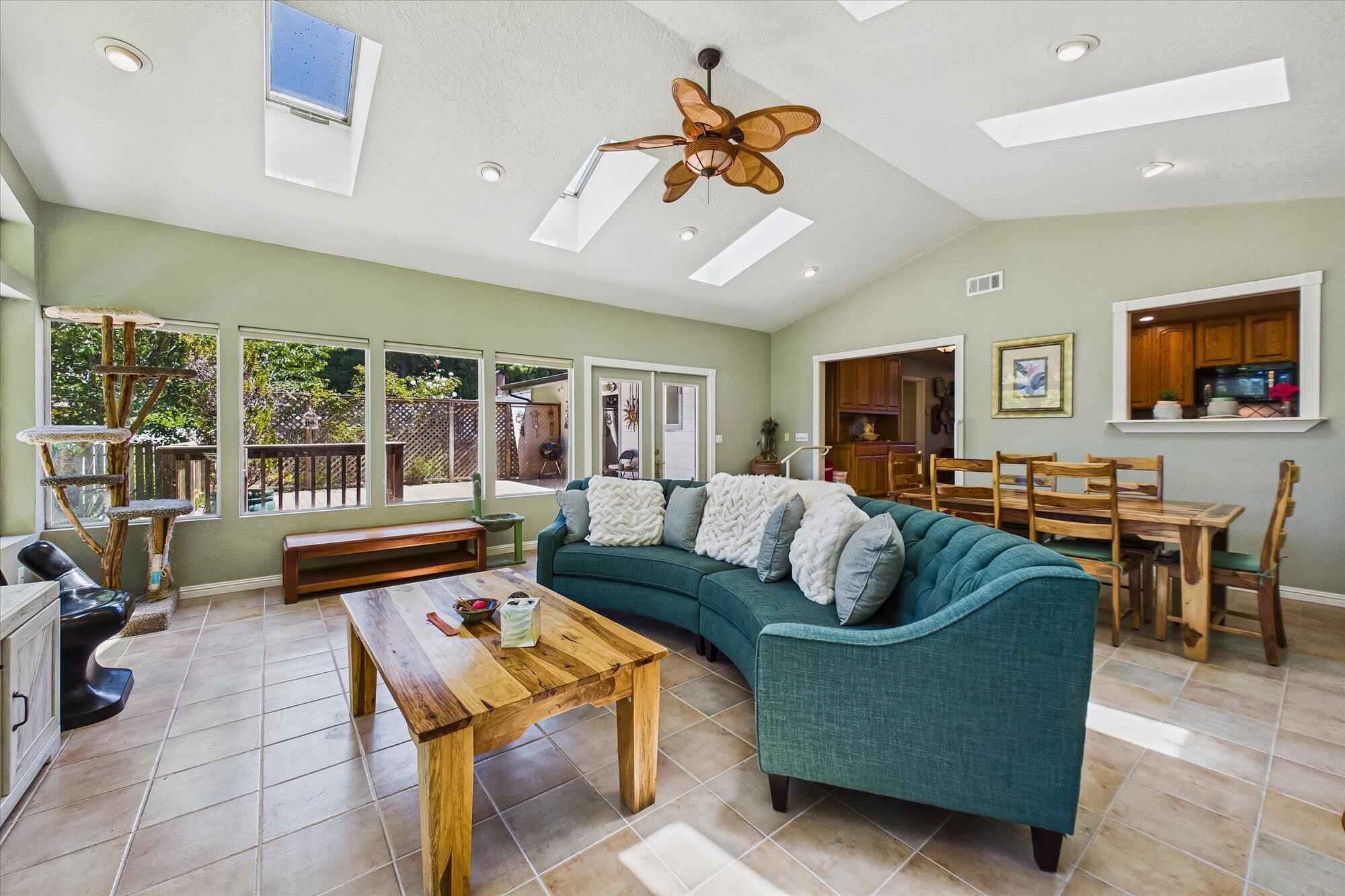 2105 Hurst Road Eureka, CA 95503 - Photo 25 of 54