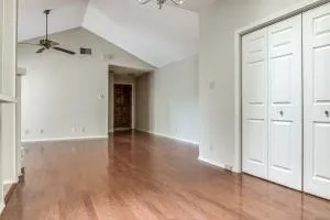 $1,875 | 5200 Martel Avenue, Unit 33C, Dallas, TX 75206