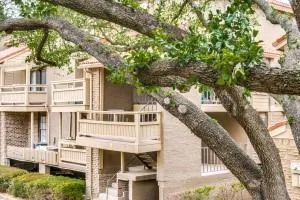 $1,875 | 5200 Martel Avenue, Unit 33C, Dallas, TX 75206