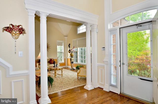 8960 Scott Street Springfield, VA 22153 - Photo 1 of 25 Interior (General)