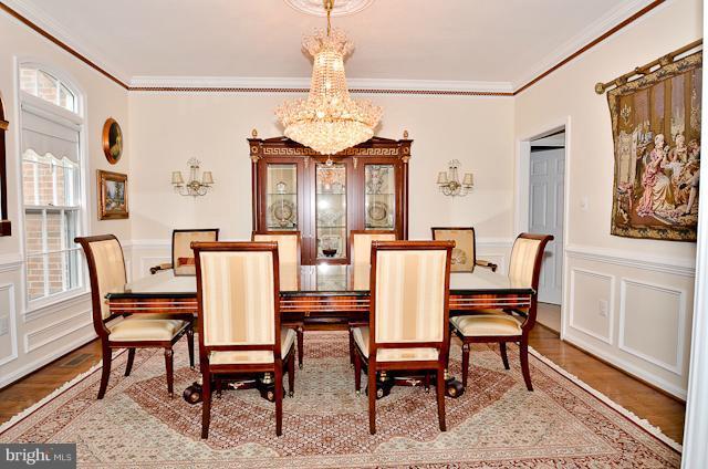 8960 Scott Street Springfield, VA 22153 - Photo 16 of 25 Dining Room