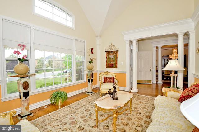 8960 Scott Street Springfield, VA 22153 - Photo 23 of 25 Family Room