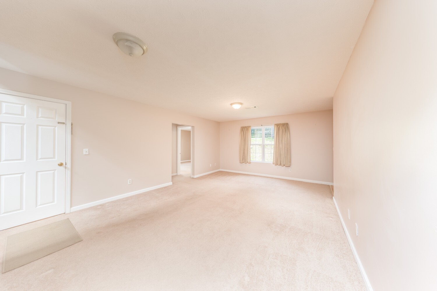 415 French Hill Road Tennessee Ridge, TN 37178 - Photo 24 of 48 an empty room with windows