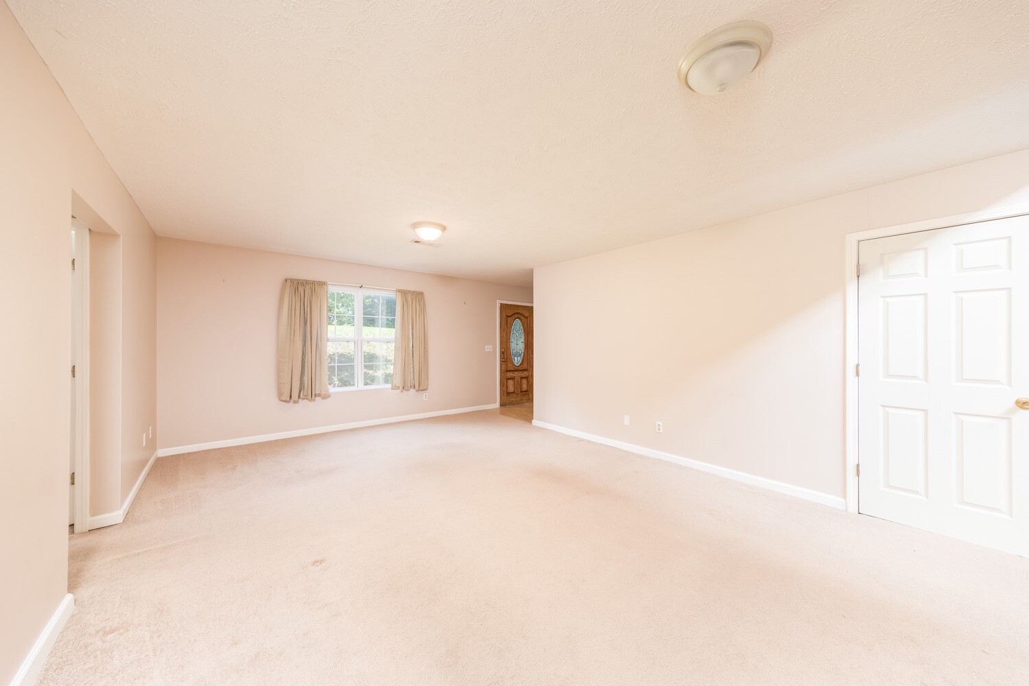 415 French Hill Road Tennessee Ridge, TN 37178 - Photo 27 of 48 a view of an empty room with a window