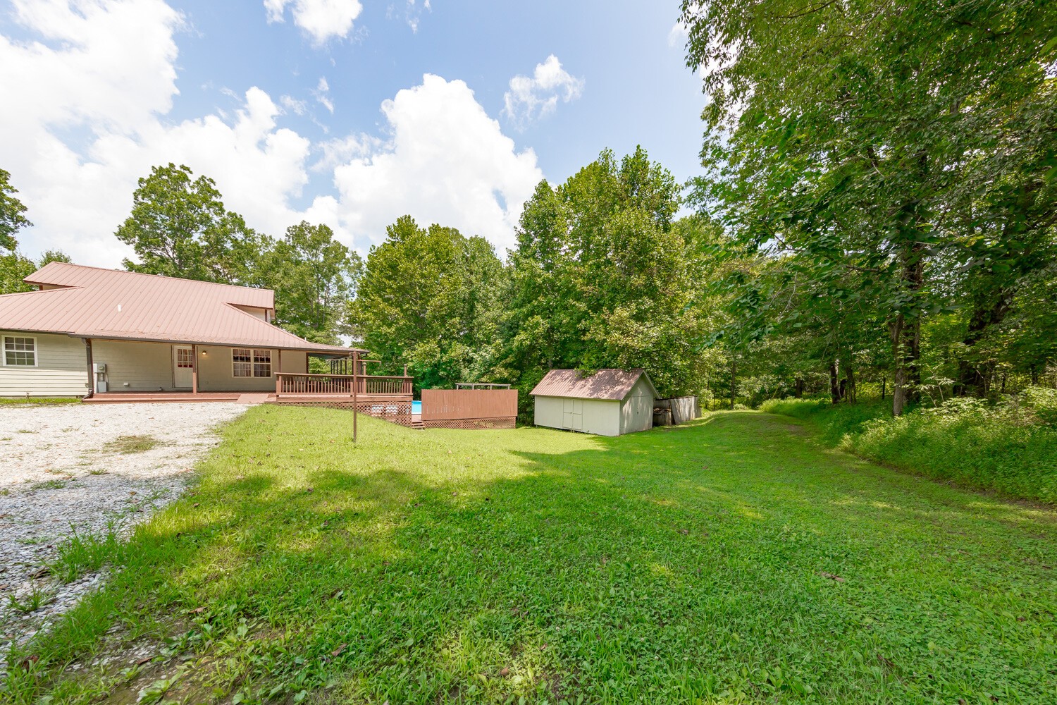 415 French Hill Road Tennessee Ridge, TN 37178 - Photo 46 of 48 a house view with a sitting space and garden