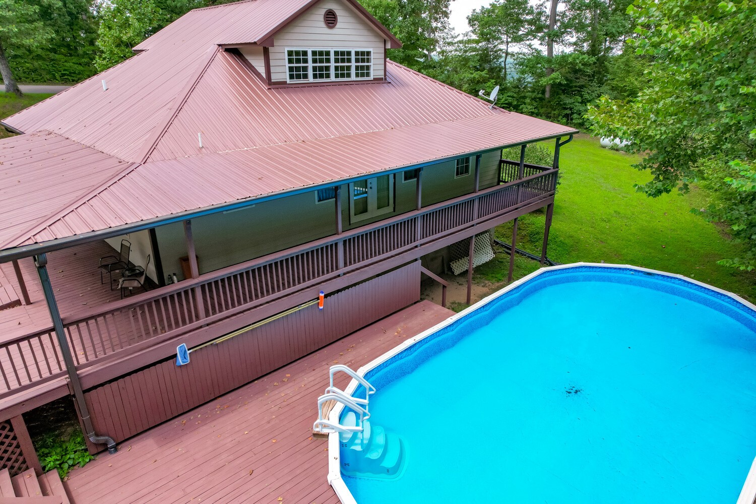 415 French Hill Road Tennessee Ridge, TN 37178 - Photo 8 of 48 a view of a house with a yard