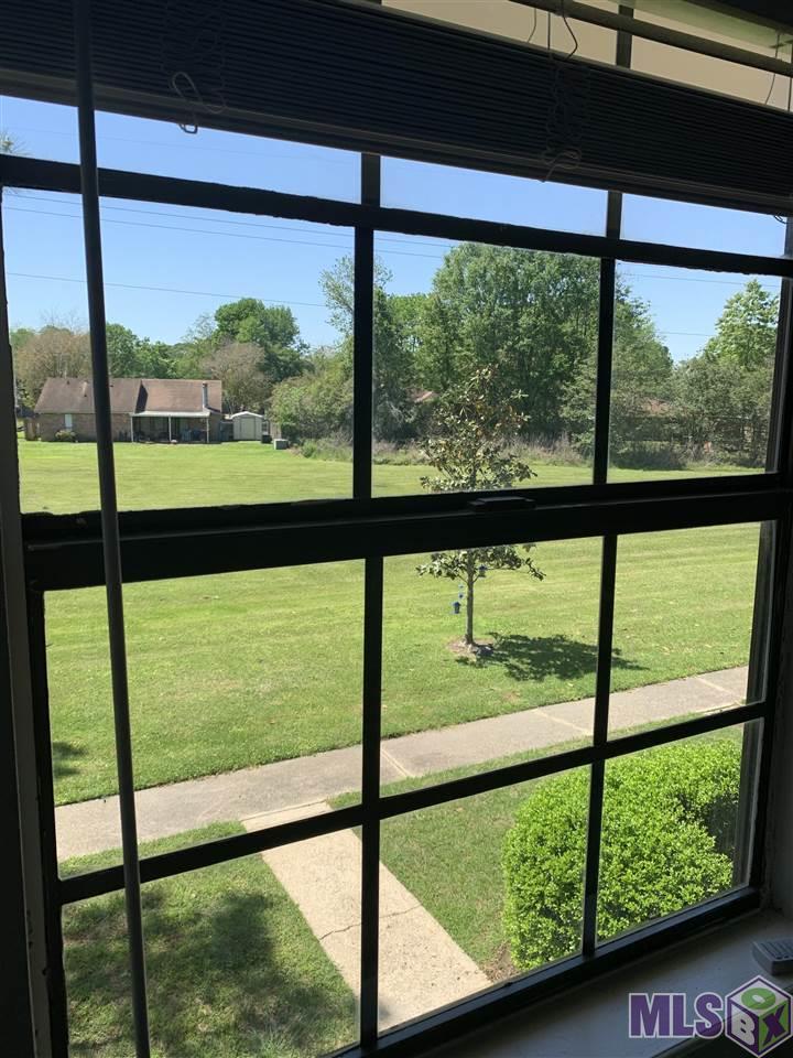 2436 Shadowbrook Drive Baton Rouge, LA 70816 - Photo 12 of 29 Gallery Image 12