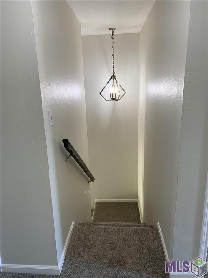 2436 Shadowbrook Drive Baton Rouge, LA 70816 - Photo 10 of 29 Gallery Image 10