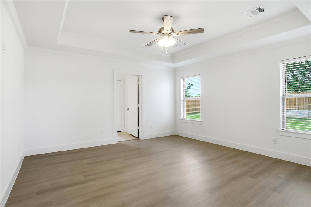 141 Joel Street Springtown, TX 76082 - Photo 7 of 15