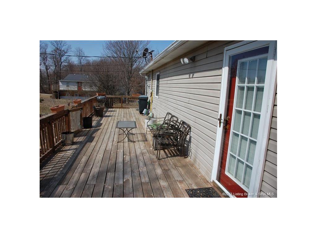 29717 Robin Road Pekin, IN 47165 - Photo 17 of 20 Gallery Image 17