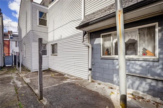 a view of house entrance