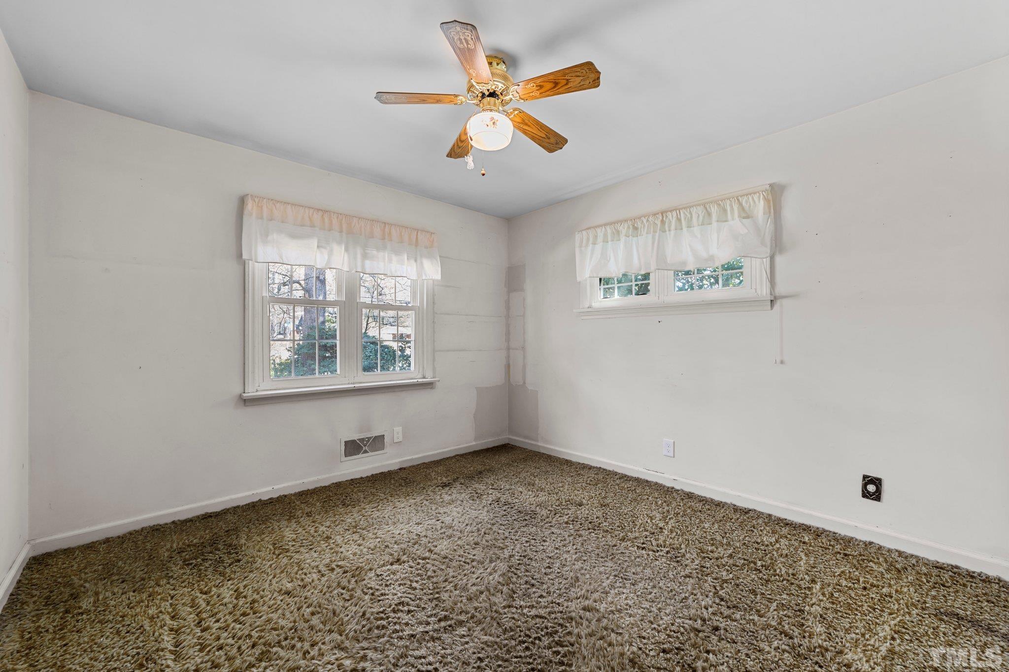 3326 Scott Drive Raleigh, NC 27604 - Photo 8 of 23 Gallery Image 8