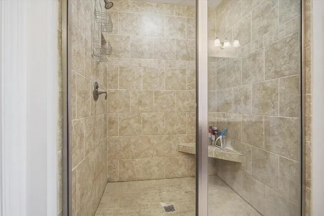 $689,500 | 250 Thornblade Way, Blue Ridge, VA 24064